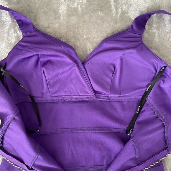B. Darlin Purple Fitted Panel Wide Strap Dress Back Zip Junior Size 9/10 - Picture 4 of 8